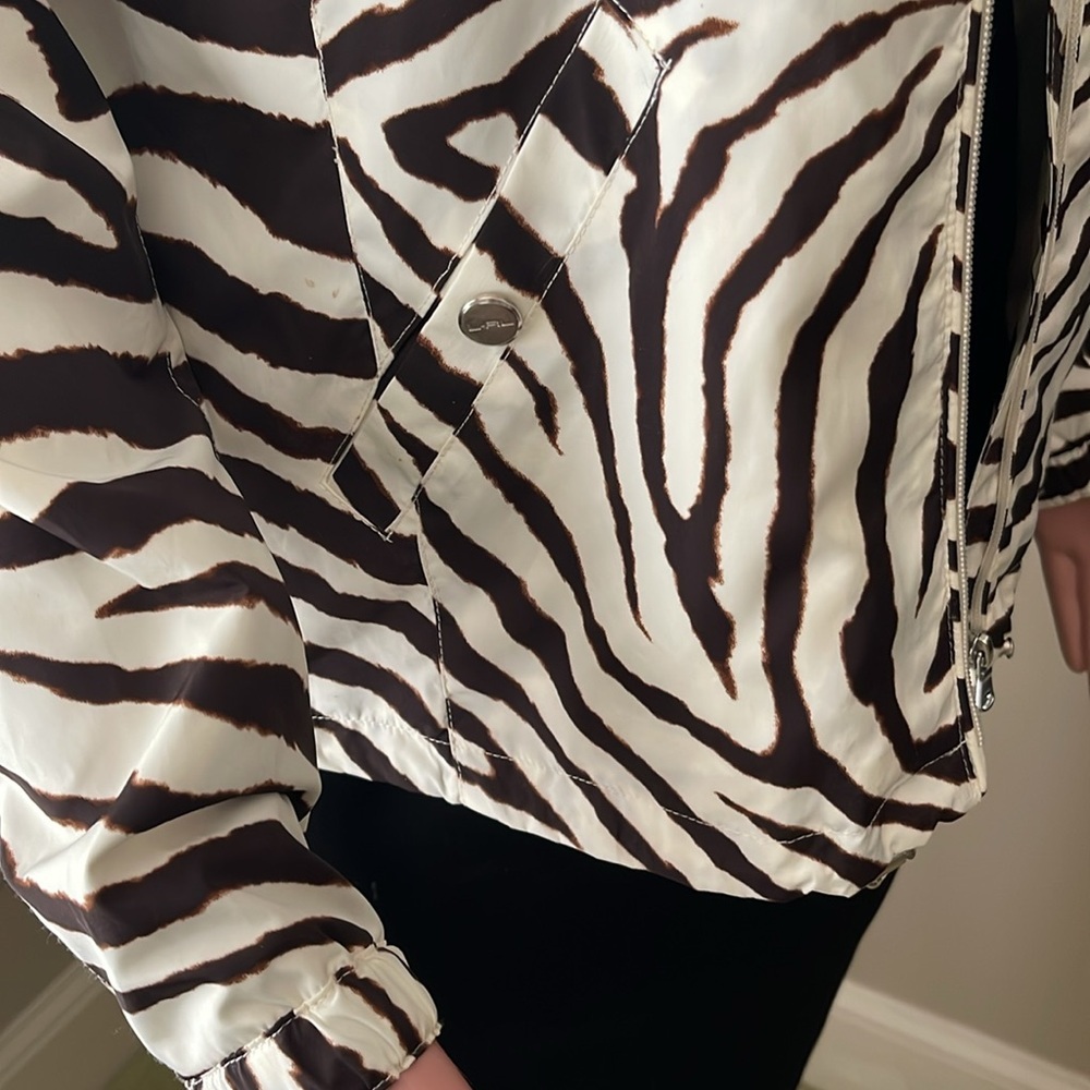 Casual jacket by L-RL in size small - Picture 7 of 10